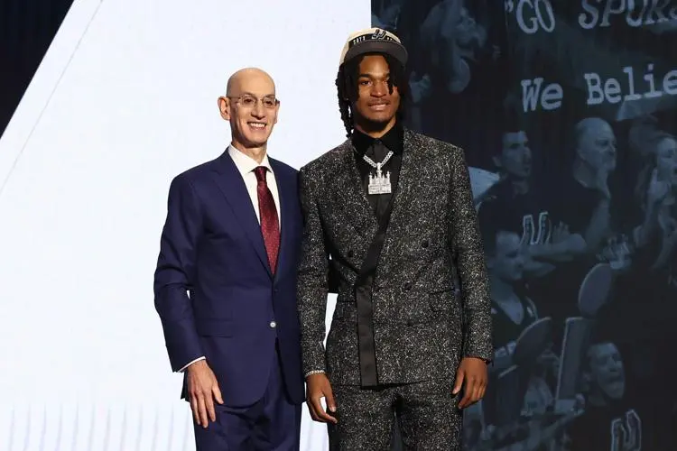 Stephon Castle NBA Draft Night Suit