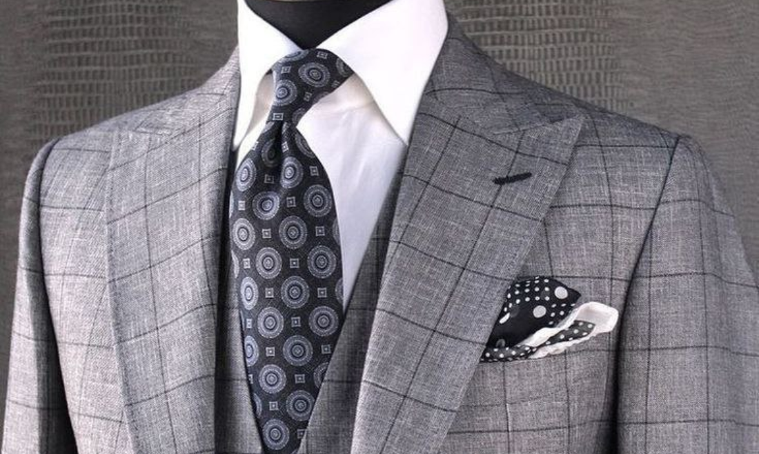 Tie or no tie? What to wear to get noticed at work