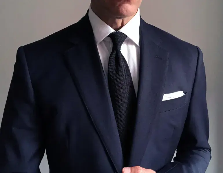 The Best Navy Blue Suit Combinations